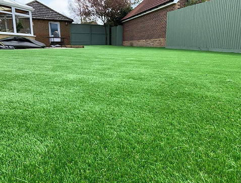 fake artificial grass in Tunbridge Wells family garden