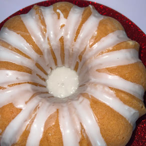 Lemon Powdered Sugar POUND CAKE