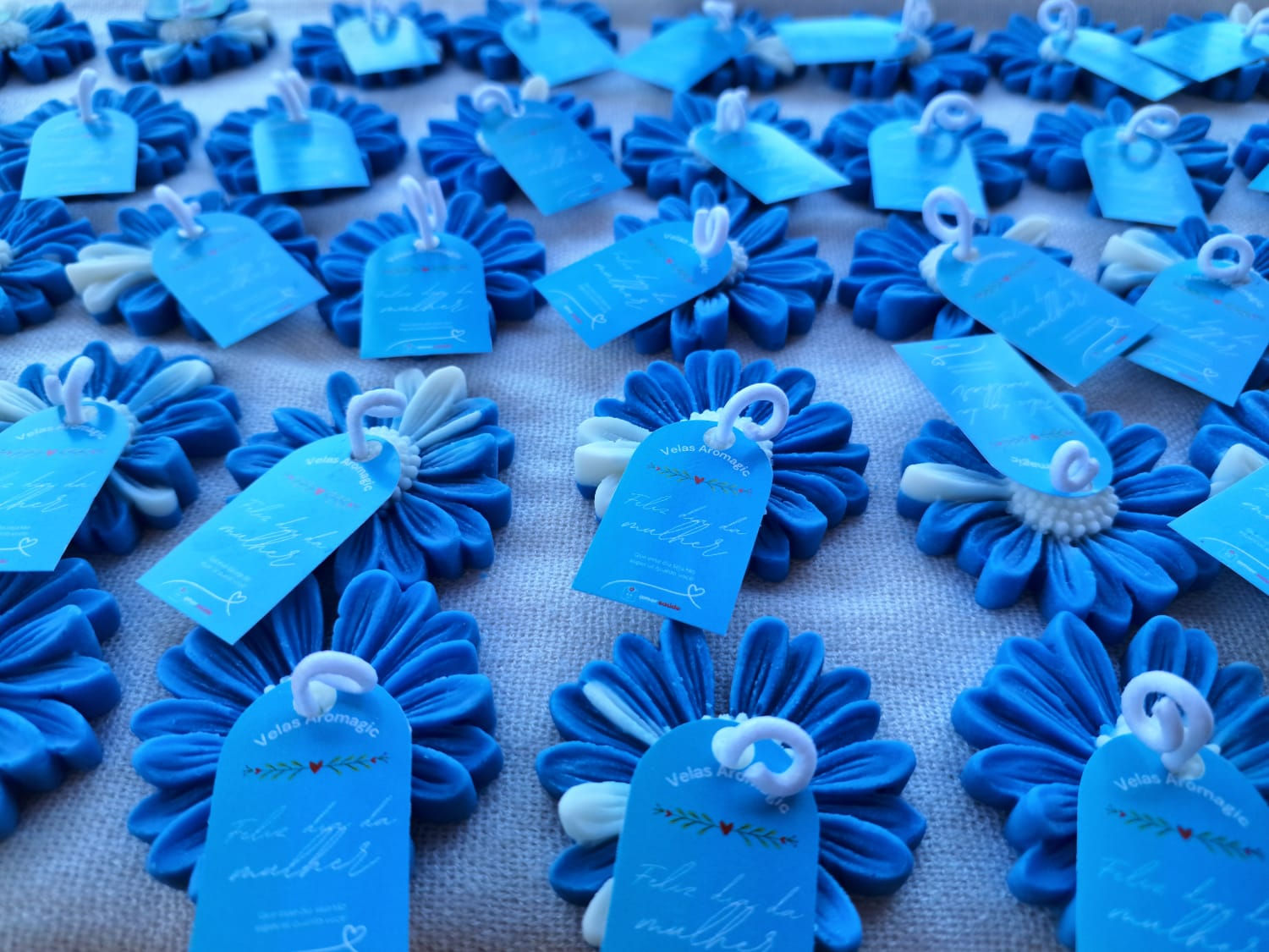 Vela Margarida com cartão personalizado -