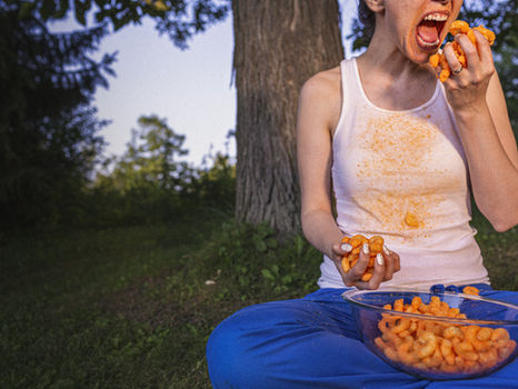 Why Eating At My Desk Got Banned (And Why I’m Weirdly Okay With It)