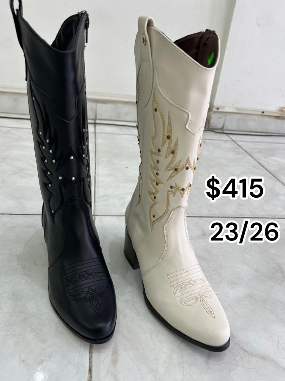 Bota Western dama c/incrustaciones 23-26