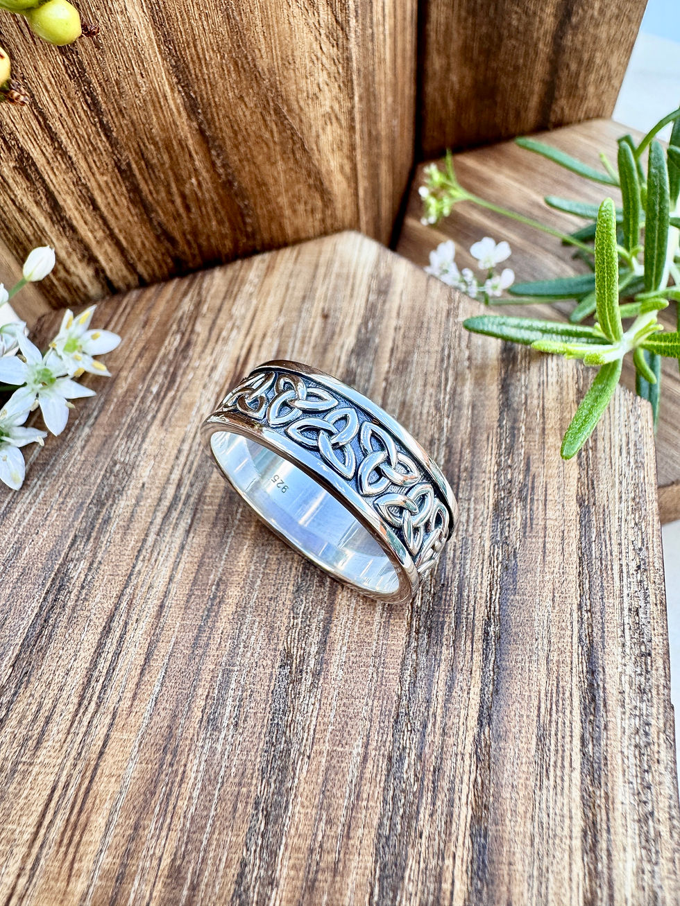 Thumbnail: Sterling Silver Trinity Knot Ring