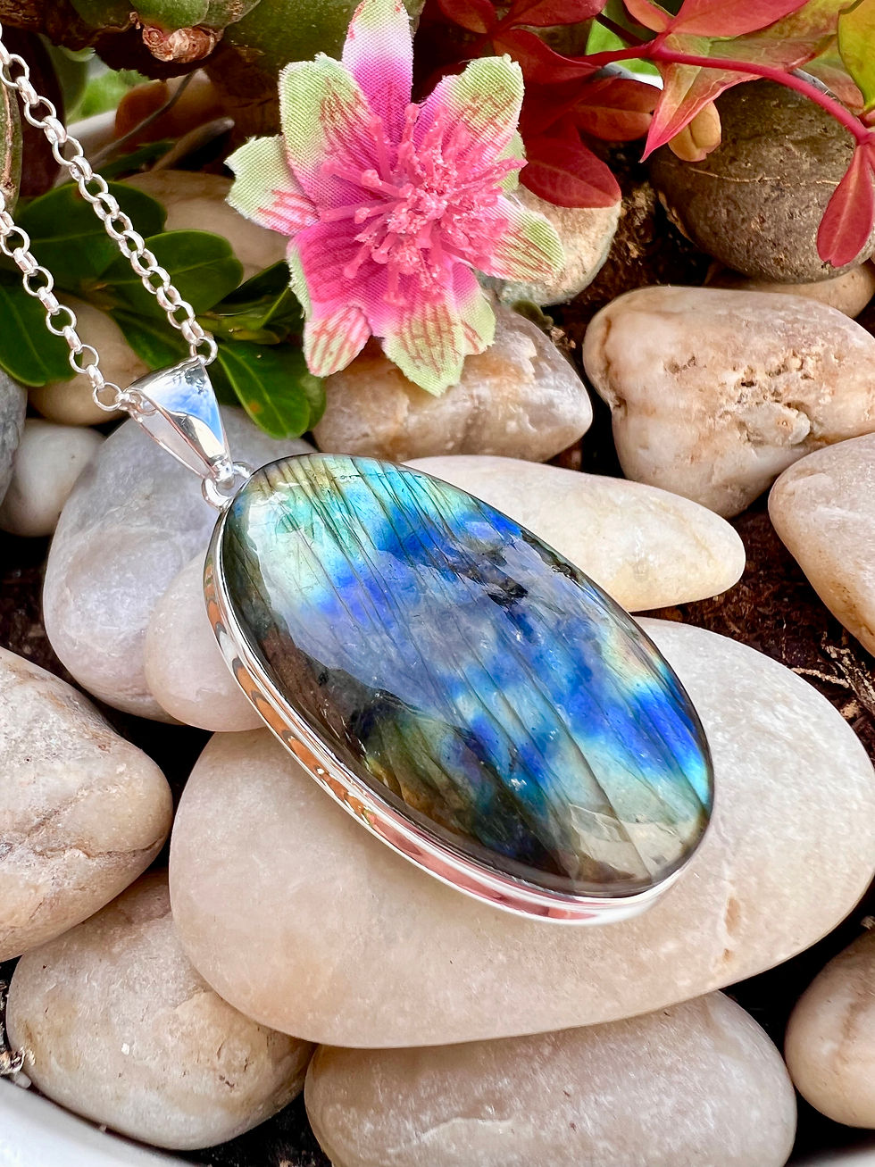 Thumbnail: Genuine Labradorite Sterling Silver Necklace