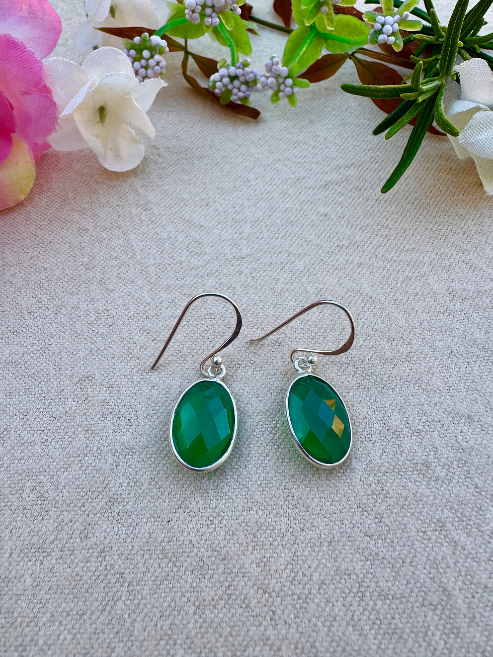 Thumbnail: Green Onyx Sterling Silver Drop Earrings, Silver Fountain Dublin Temple bar
