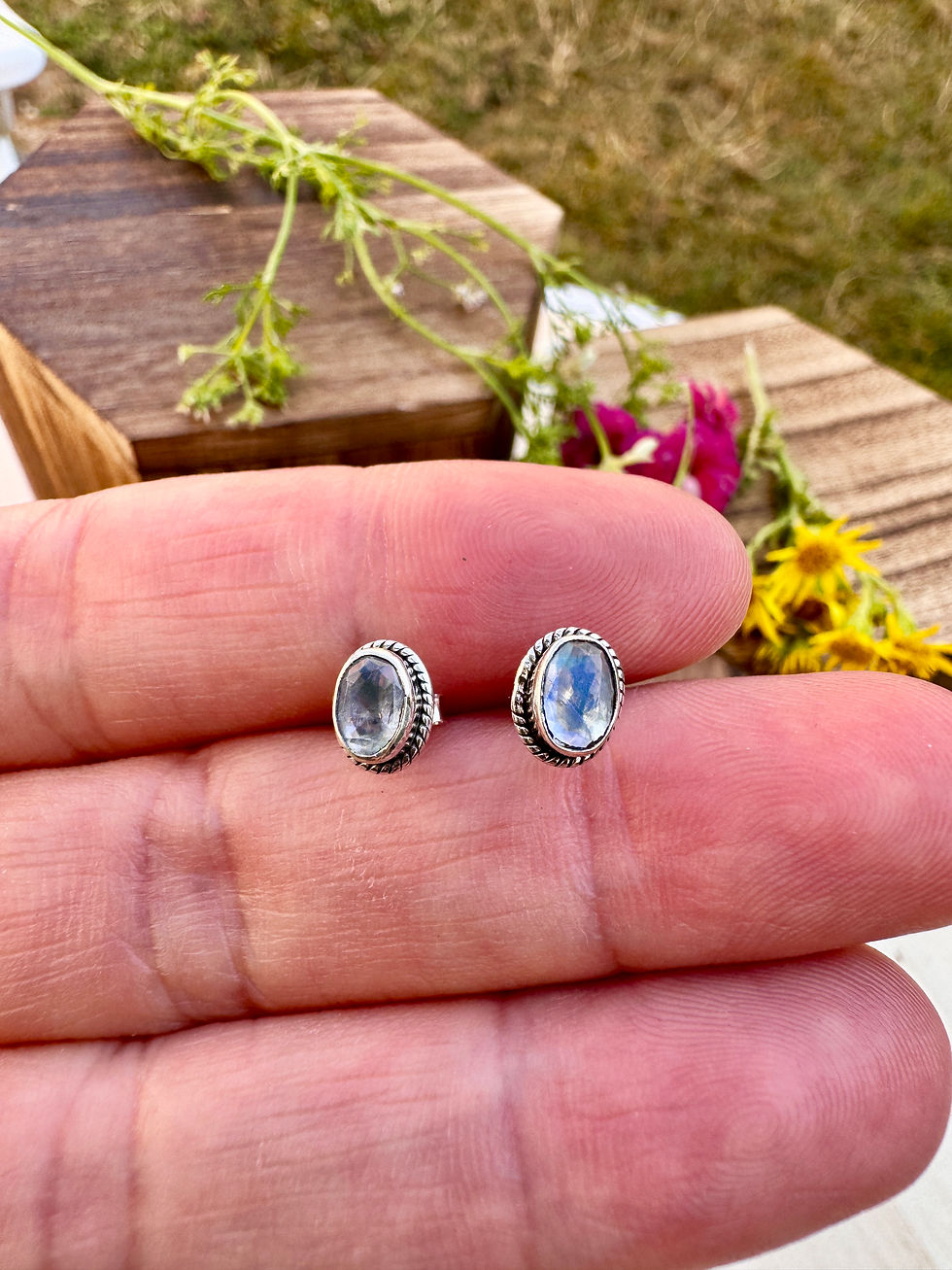 Thumbnail: Rainbow Moonstone Sterling Silver Stud Earrings