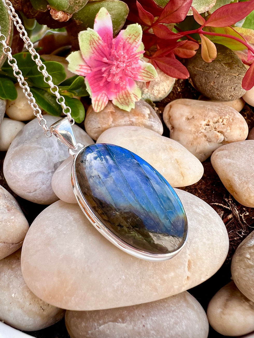Thumbnail: Genuine Labradorite Sterling Silver Necklace