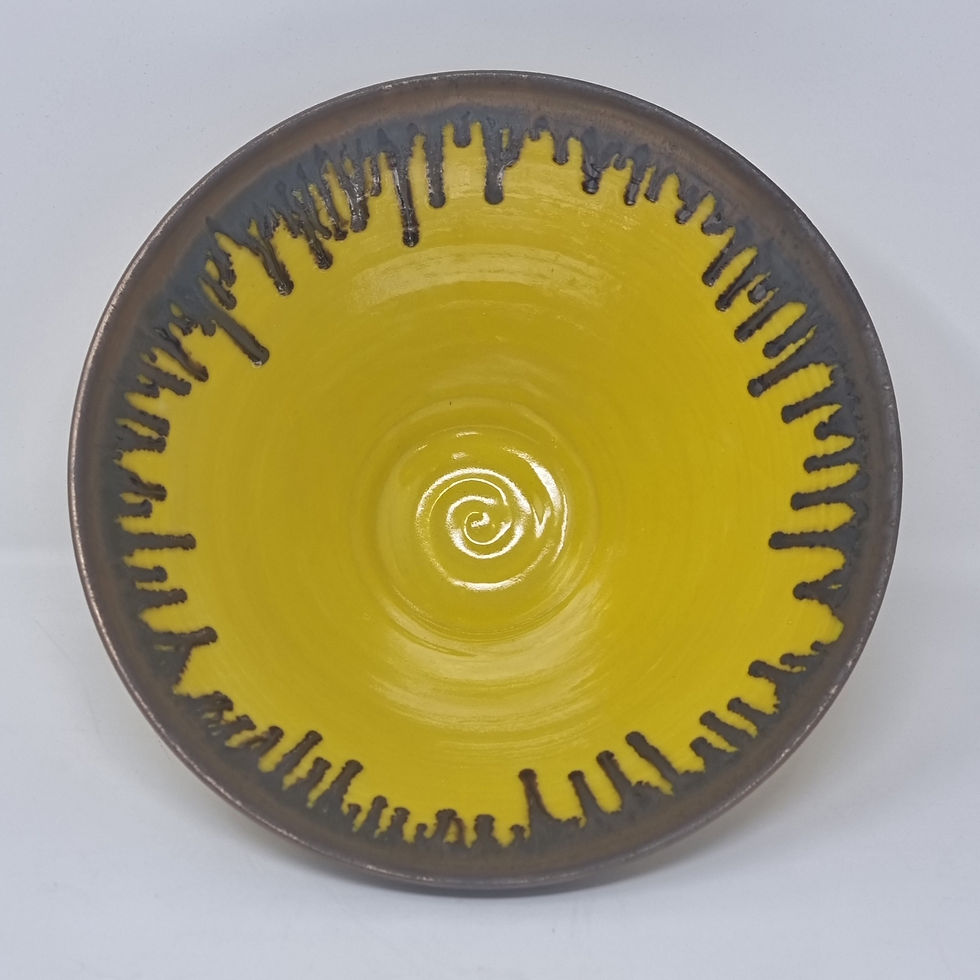 Thumbnail: Small Yellow and Gold  Bowl