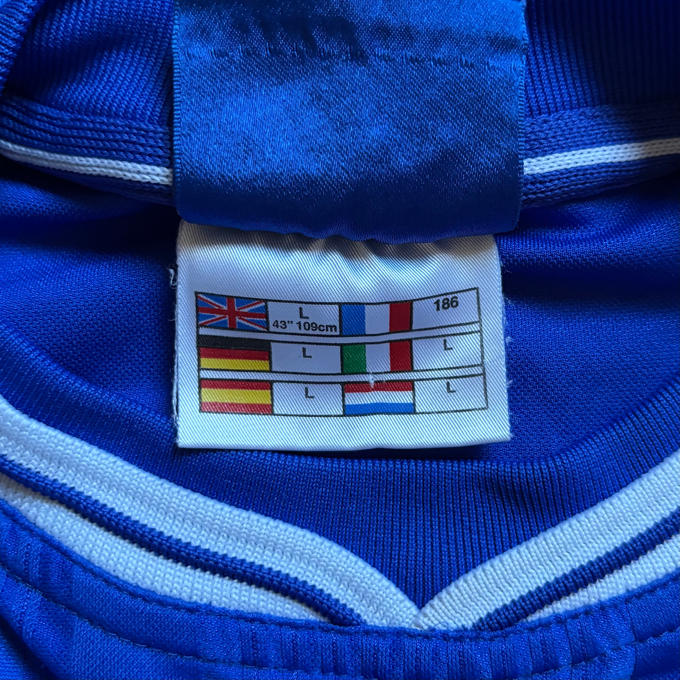 Thumbnail: 1999-01 - Chelsea - Home Shirt - Zola 25 - L jersey 2000