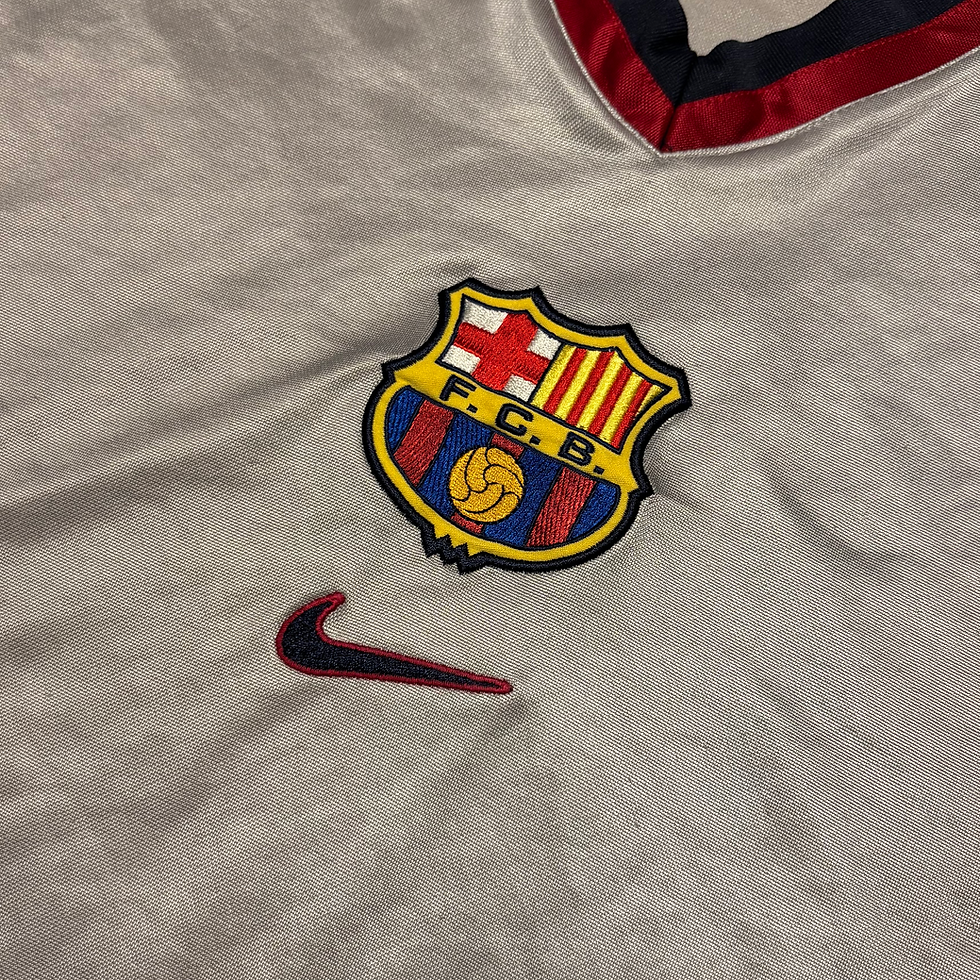 Miniature : 1998-01 – Barcelona – Away Shirt - Guardiola 4 - XL jersey camiseta 1999 2000