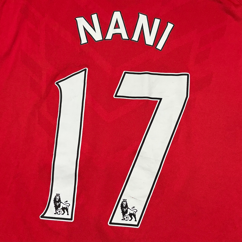 Thumbnail: 2010-11 – Manchester United – Home Shirt – Nani 17 – L - Long Sleeve 382996-623 jersey kit