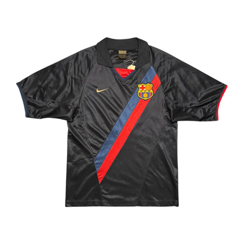 2002-03 – Barcelona – Away Shirt - Xavi 6 - S | Aura Football Shirts