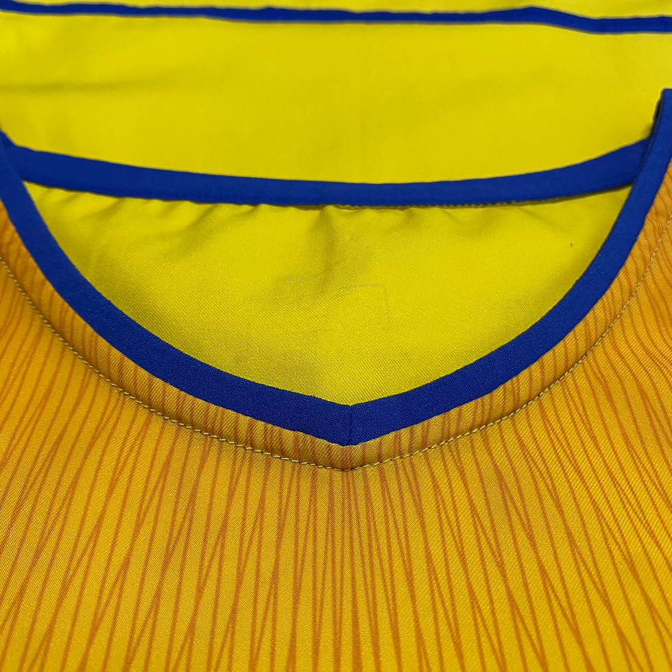 Thumbnail: 2002-03 – Leeds United – Away Shirt – XL
