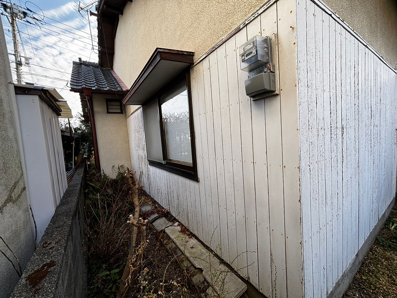 「熊本市南区御幸笛田外壁杉板張替え工事」