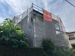 塗装工事が着工して行きます。