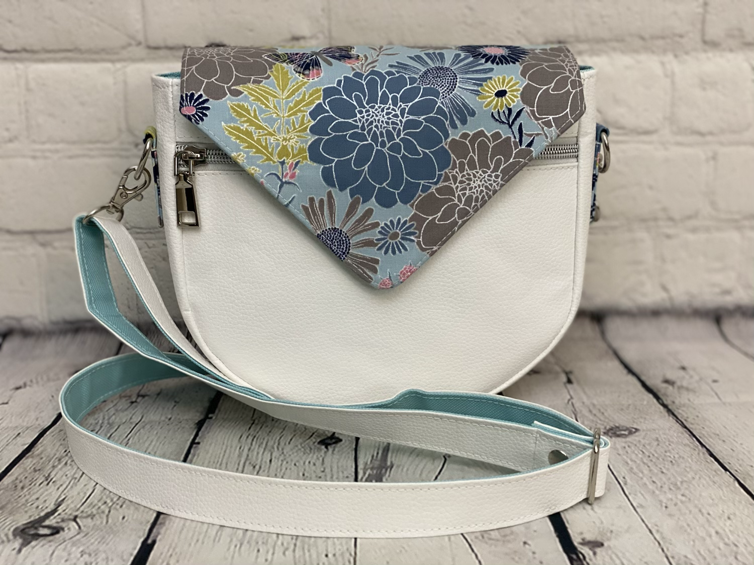 Acacia Small Crossbody