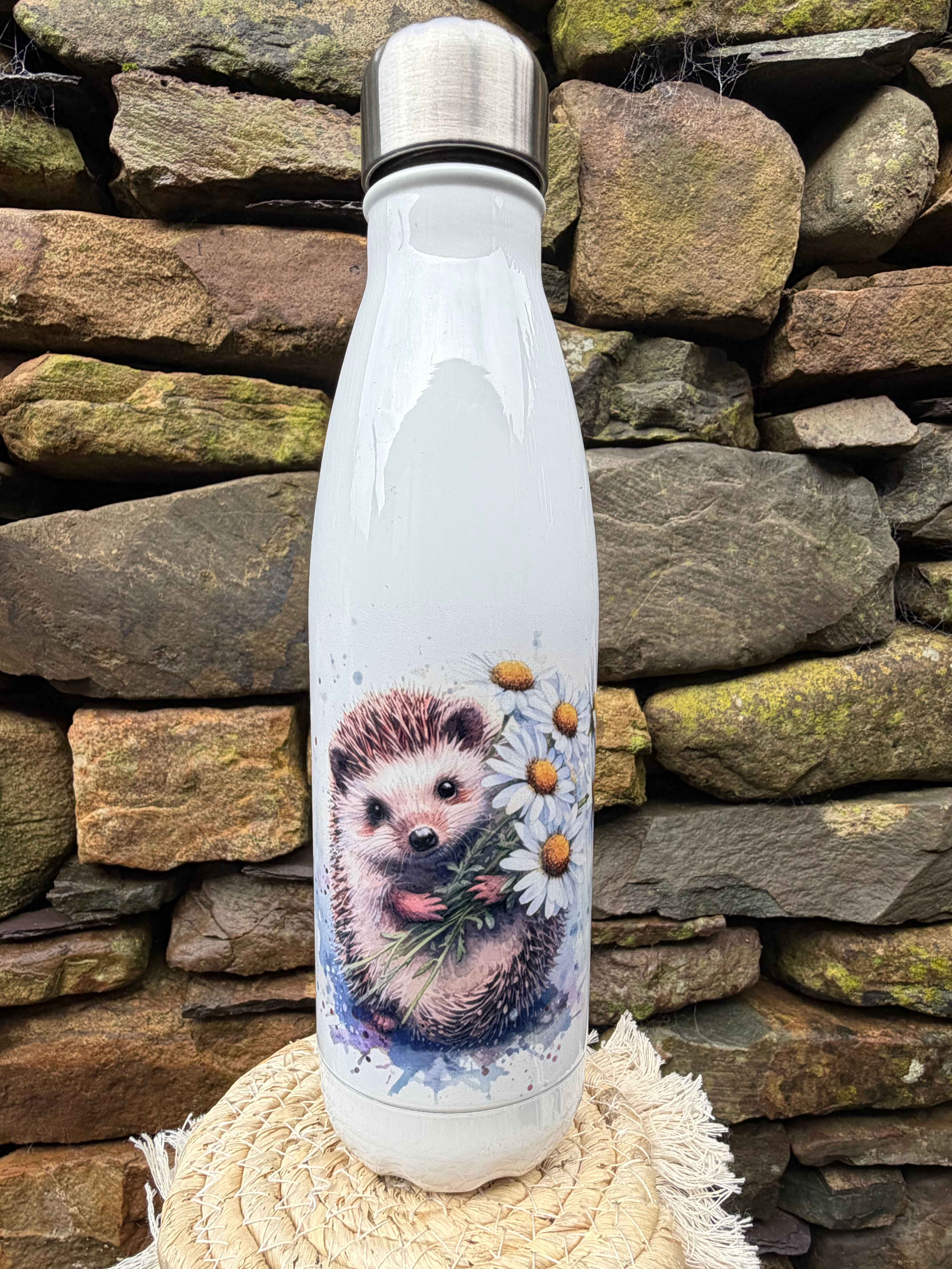 Hedgehog and daisies water bottle 