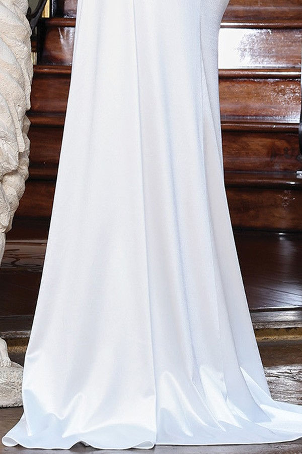 Thumbnail: Off Shoulder Sweetheart Neckline Wedding Dress