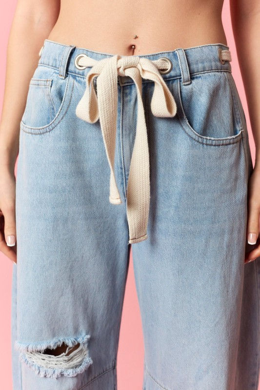 Thumbnail: Eyelet Belted Destroyed Barrel Jeans