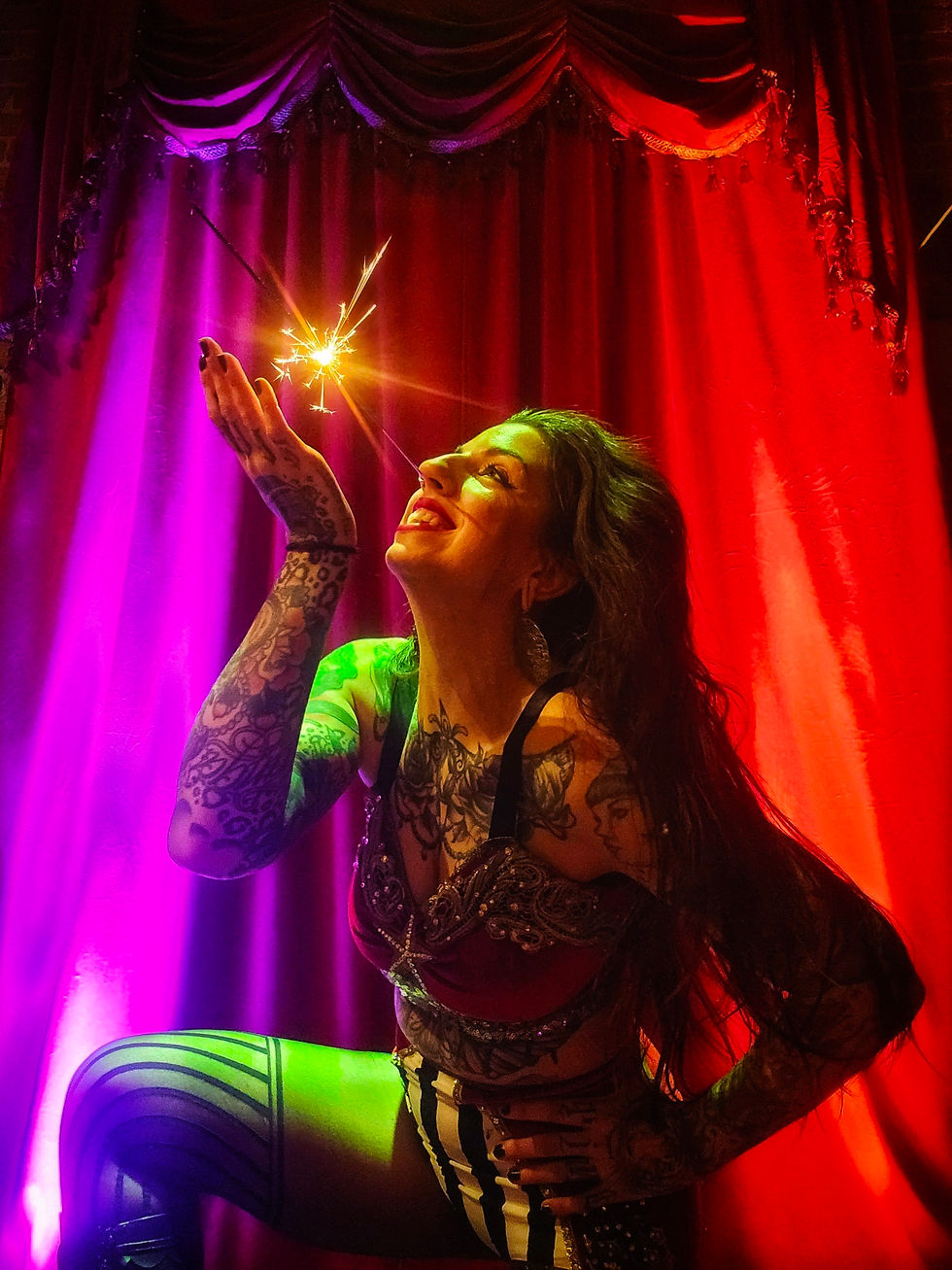 MANIA KNOX - ROAR!NG 20'S