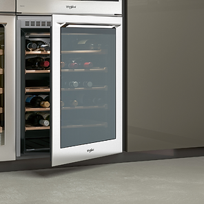 KITCHEN WITH WINE CELLAR