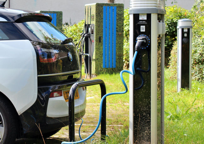 Rolec Services' commercial charging points featuring AC fast charging (Quantum:EV) and DC rapid charging (UFC 200), installed at Lake District National Park, providing efficient and versatile charging solutions for electric vehicles. This installation highlights Rolec's commitment to sustainable transportation infrastructure and underscores the accessibility and reliability of its charging products. Explore cutting-edge EV charging solutions with Rolec Services.