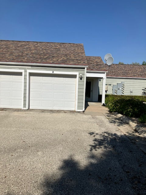 905 3rd st rear garage