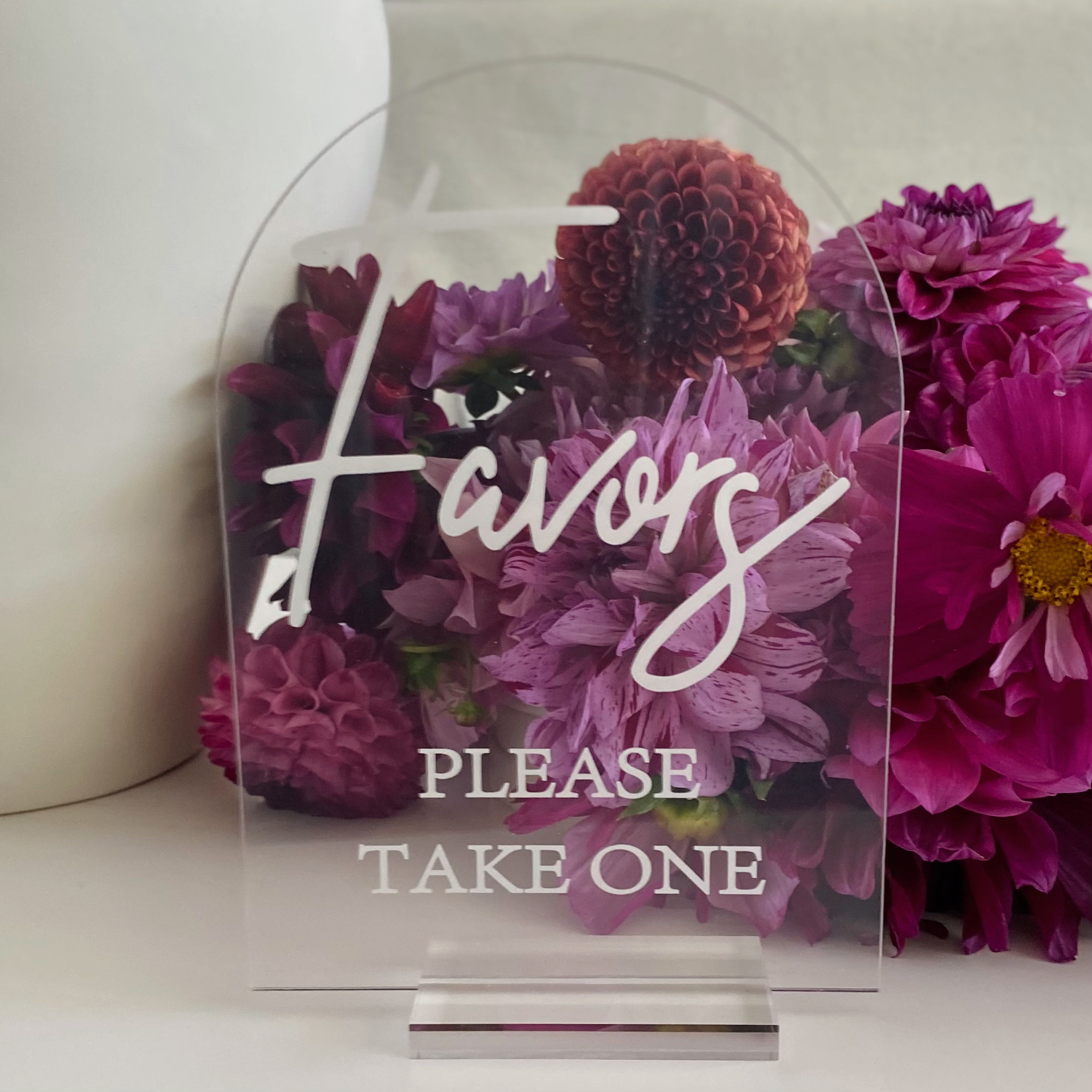 Signs - Acrylic Clear/White Table Sign - Favors