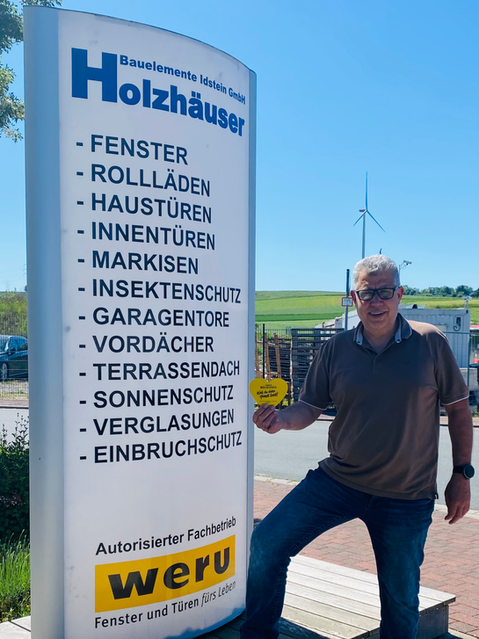 Holger Holzhäuser aus Hünfelden mit dem Powerregionen-Herz. Er unterstützt Powerregionen von Anfang an.