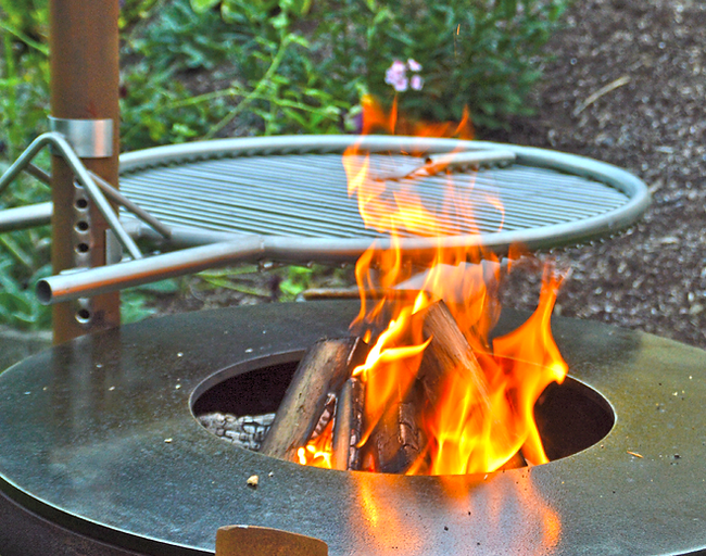 Grillring mit Feuerschale von Andreas Weilnau