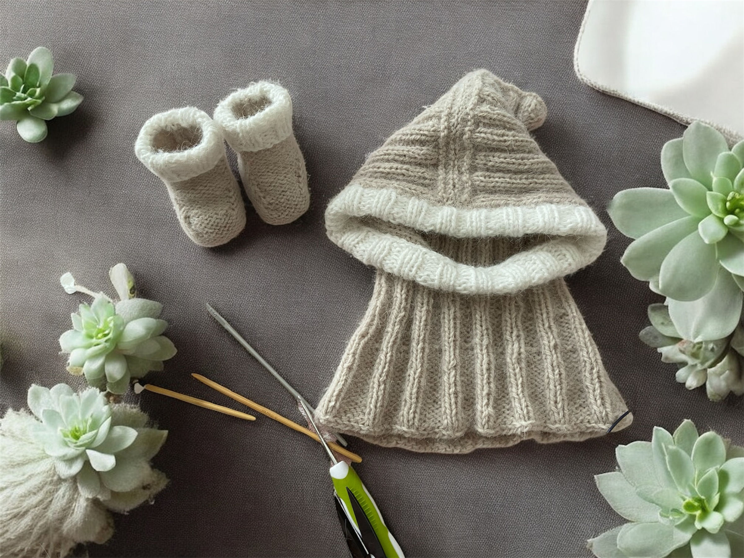 Cagoule et chaussons TO/1