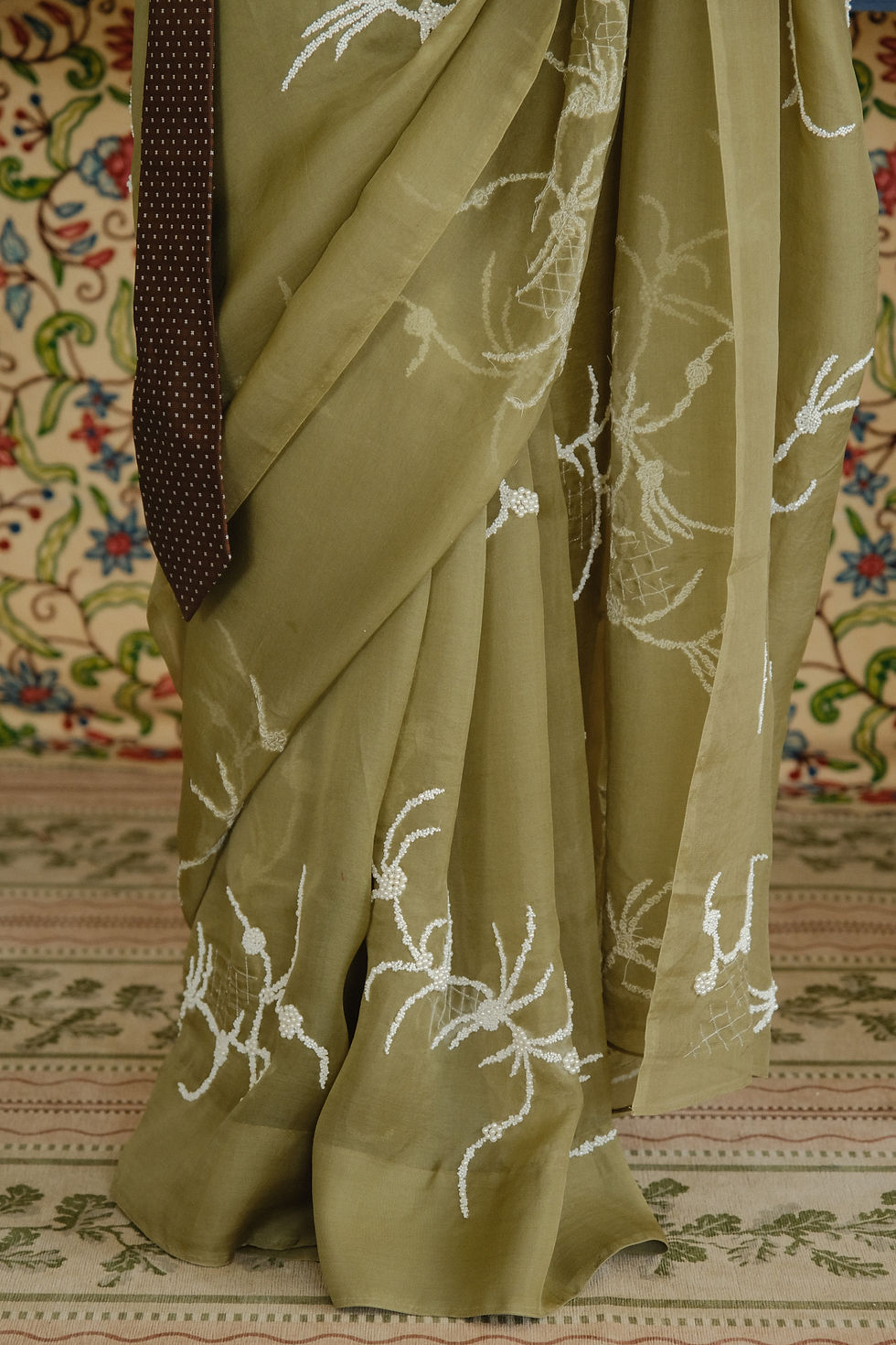 Thumbnail: Aphros Sari