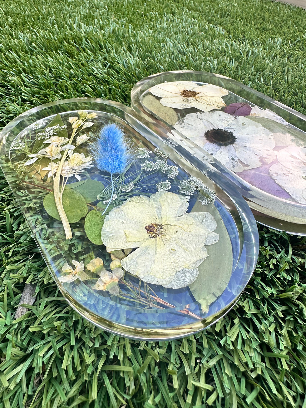pressed flowers las vegas wedding chapel vegas elopement unique wedding venues las vegas bridal bouquet preservation