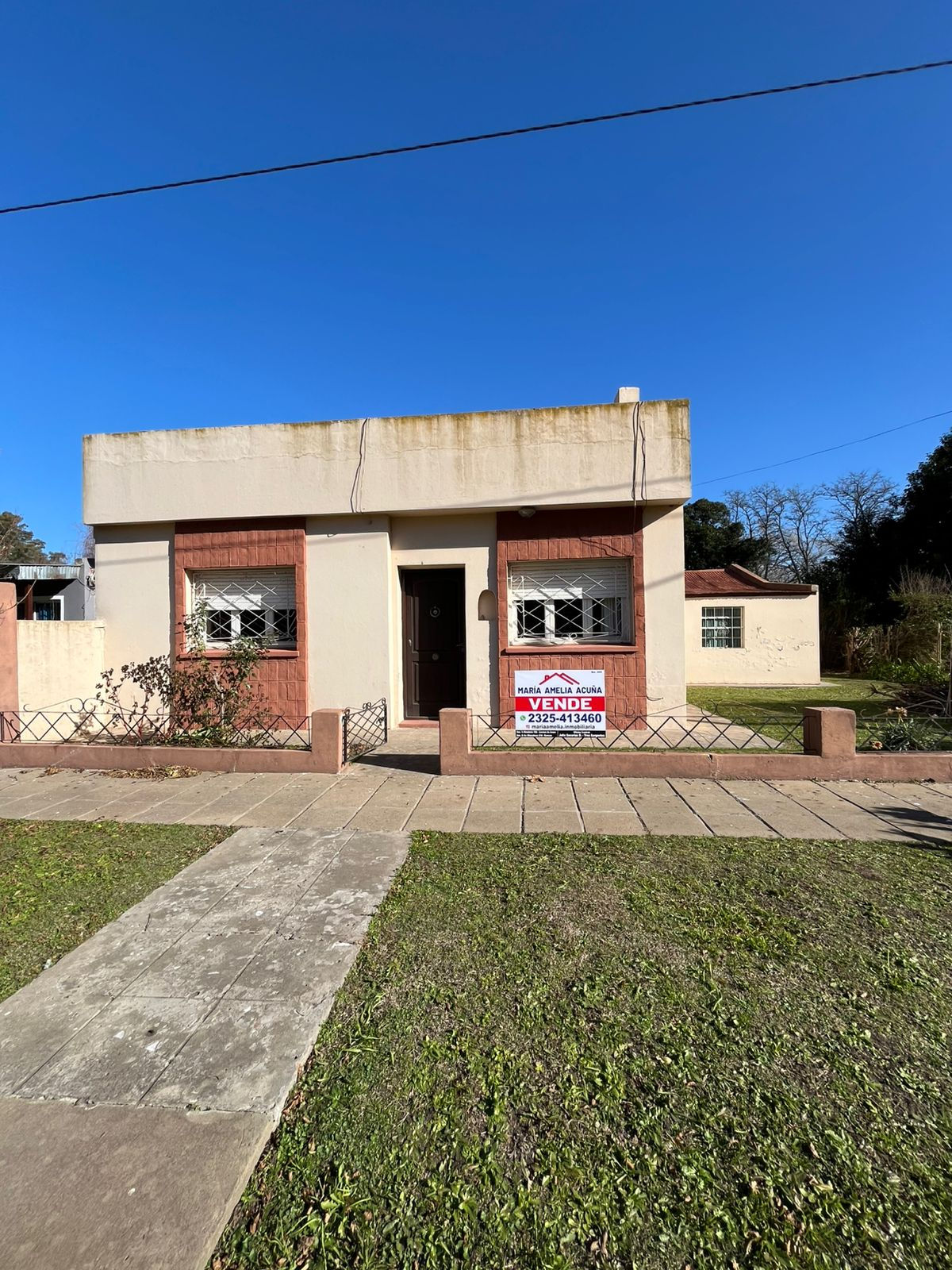 Reservada!!! Propiedad integra en el pueblo de Castilla.
