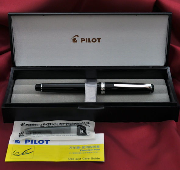 Thumbnail: Pilot Elabo Resin ngòi Falcon