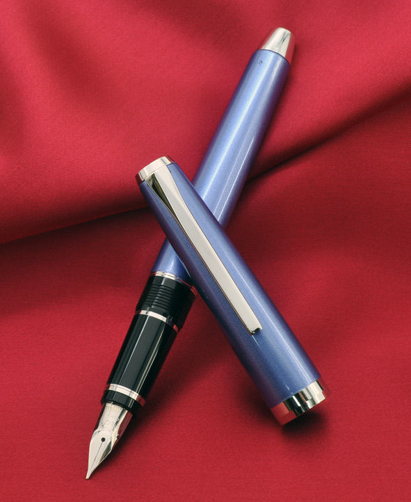 Thumbnail: Pilot Elabo Metal ngòi Falcon