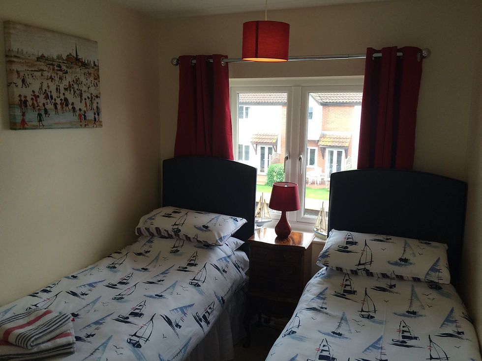 Twin bedroom
