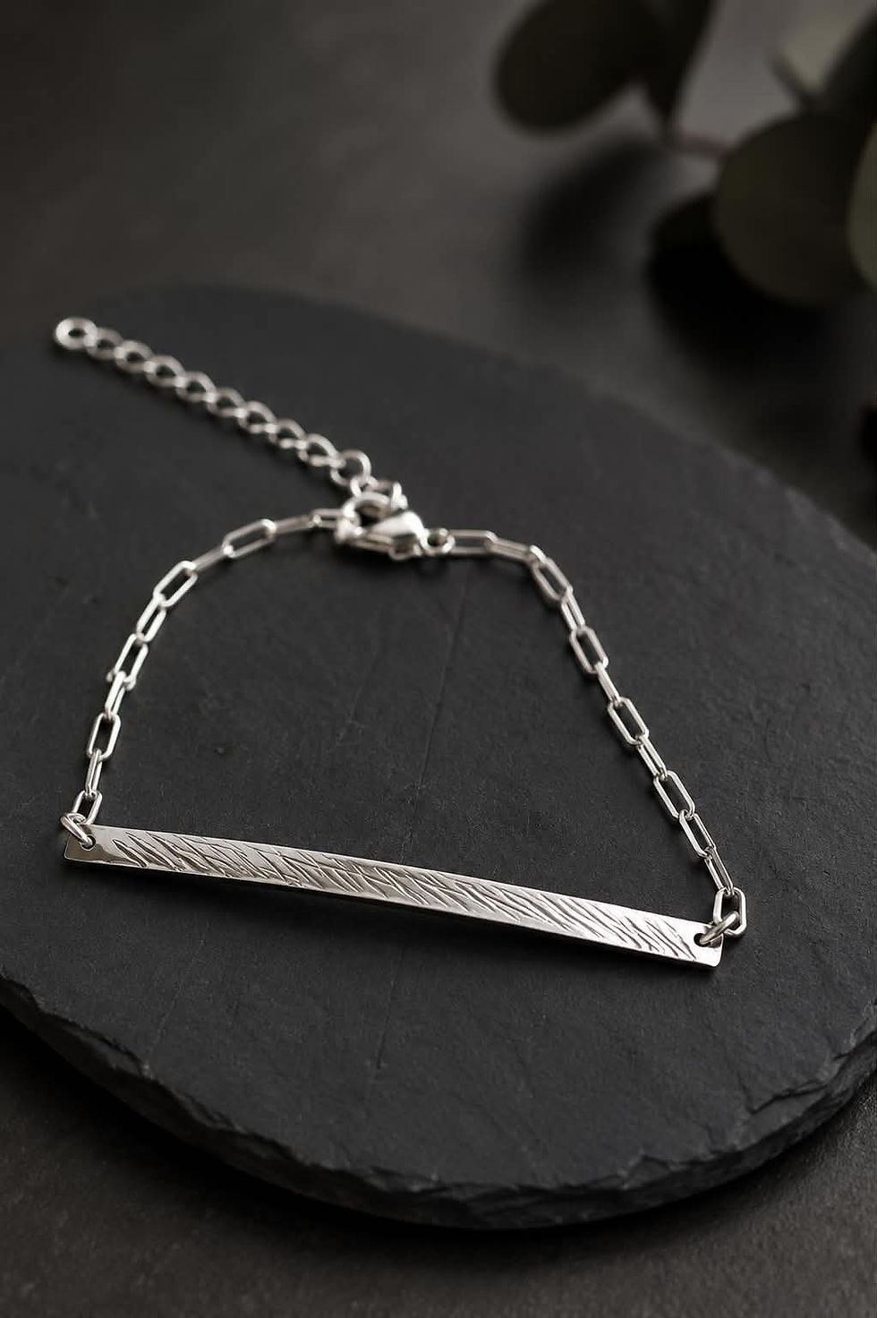Μικρογραφία: "Forge Bracelet"