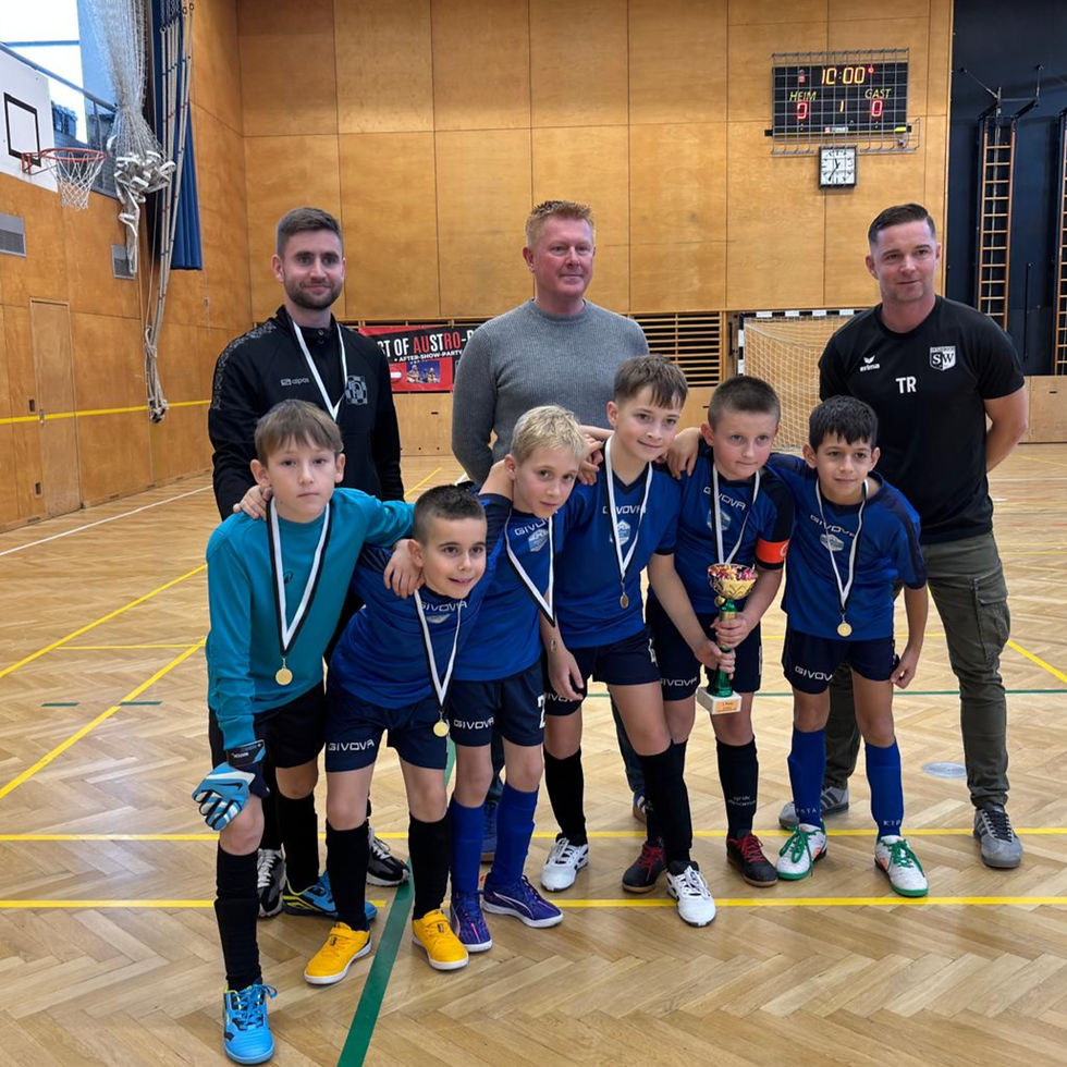 Turniersieger NC Varaždinske Toplice mit Vizebürgermeister Jürgen Hübler und Jugendleiter Willi Durigon