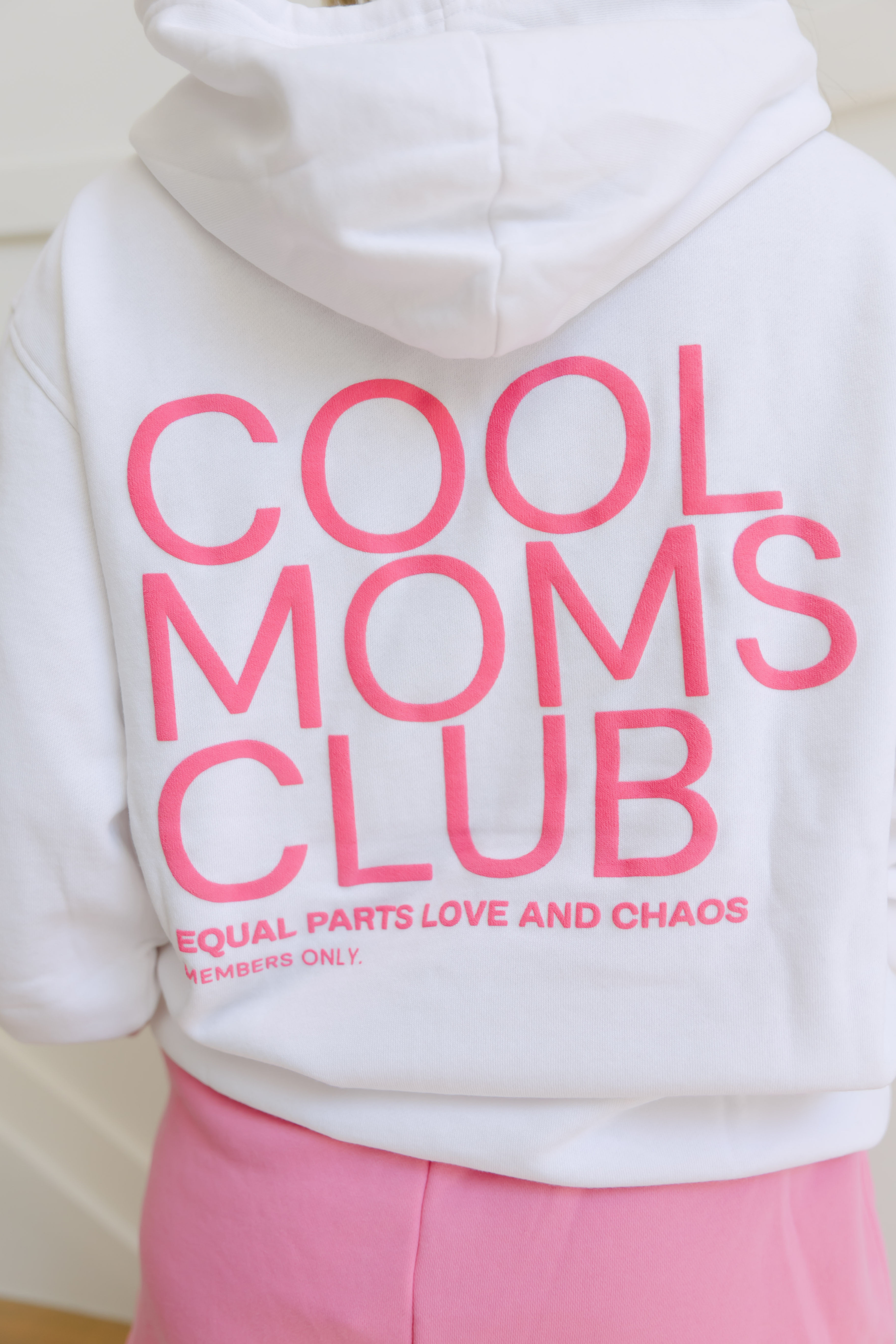 COOL MOMS CLUB | VINTAGE HOODIE