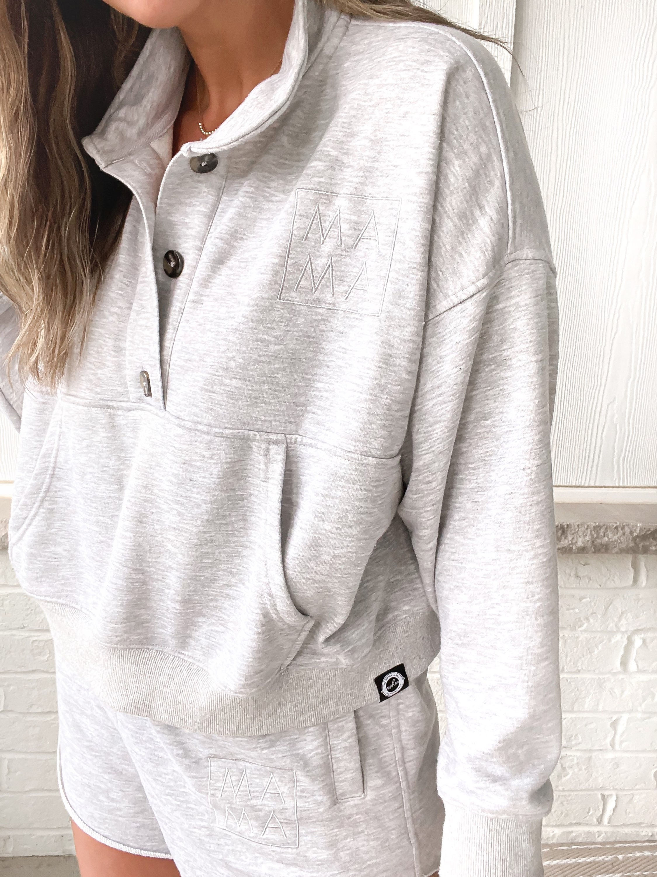 ASHCO | BUTTON LONG CROP