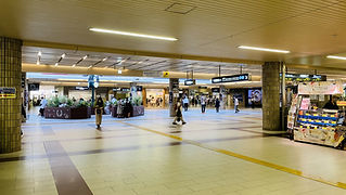 阪急西宮北口コンコース