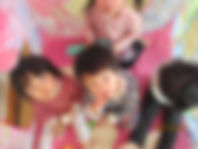 仲良く室内遊び