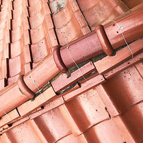 瓦のゆがみ・くずれ