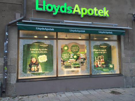 lloydspharmacy