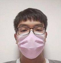 LINE_ALBUM_實驗室網頁用照片_250604_2.jpg
