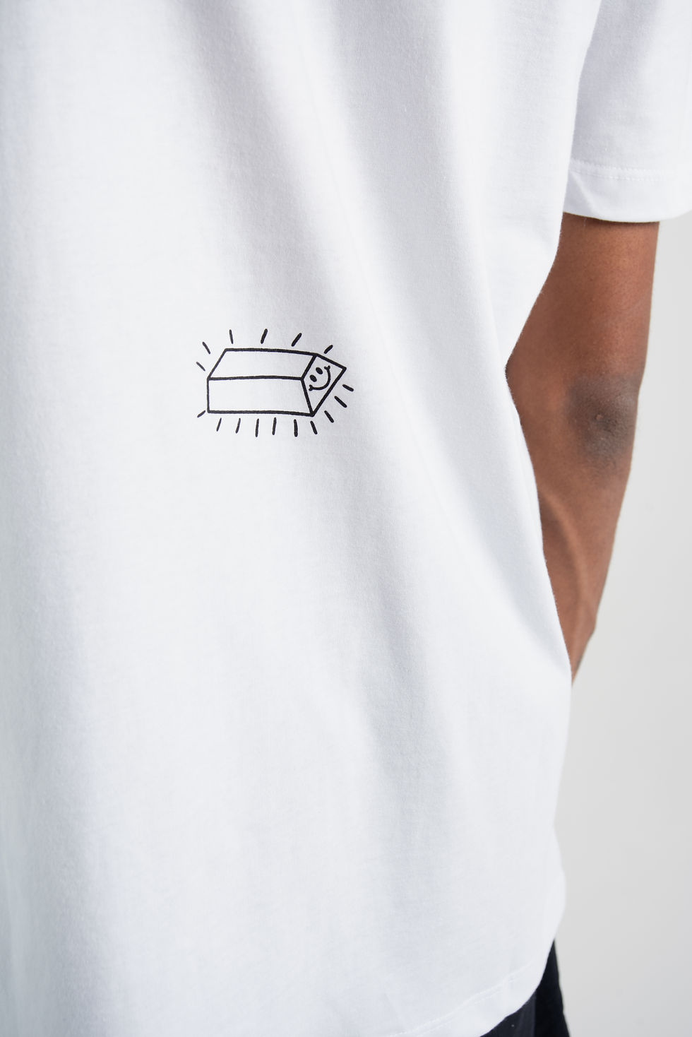 Miniatura: BE HAPPY T-SHIRT