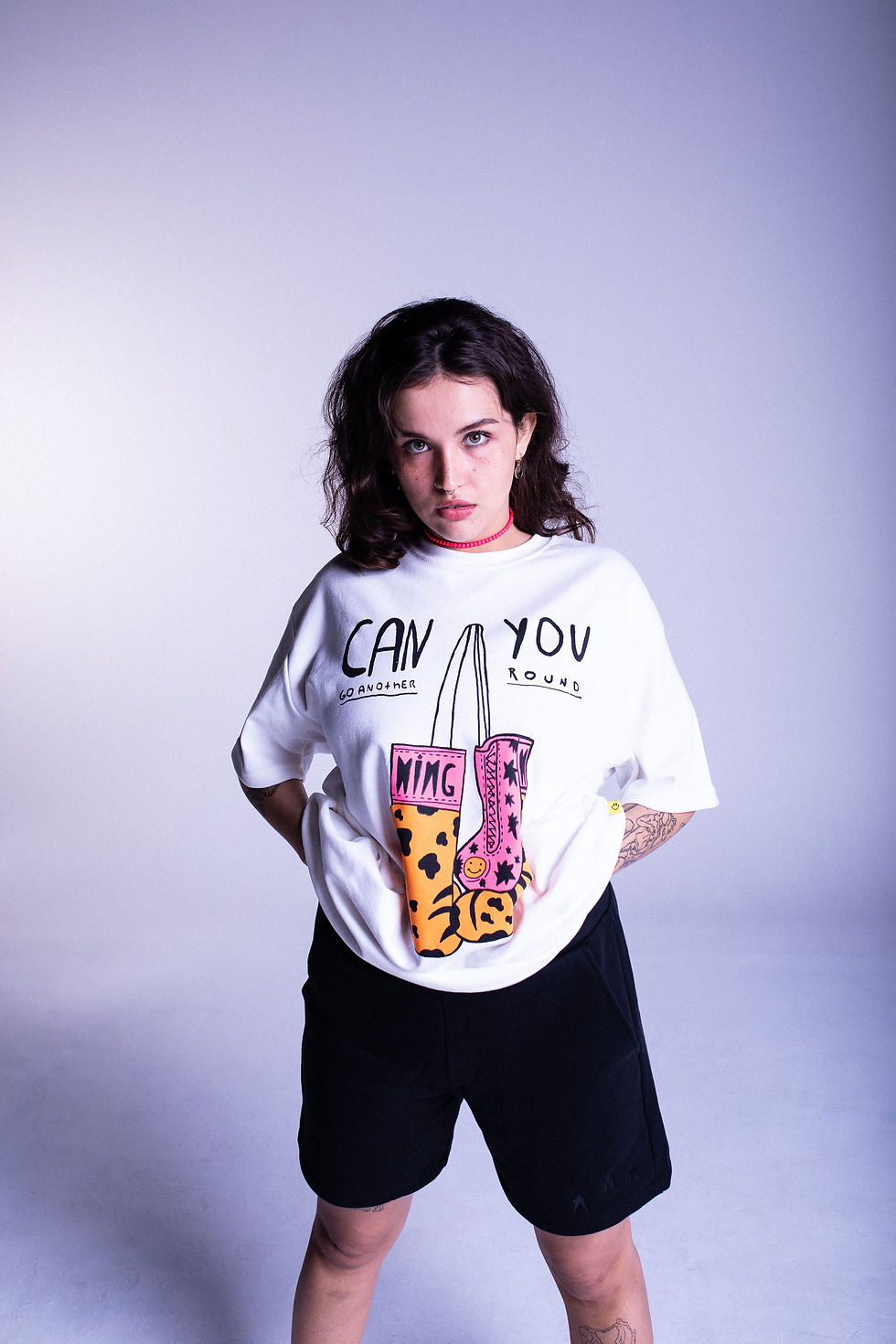 Miniatura: GLOVES T-SHIRT