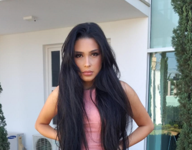 Ana Karoline
