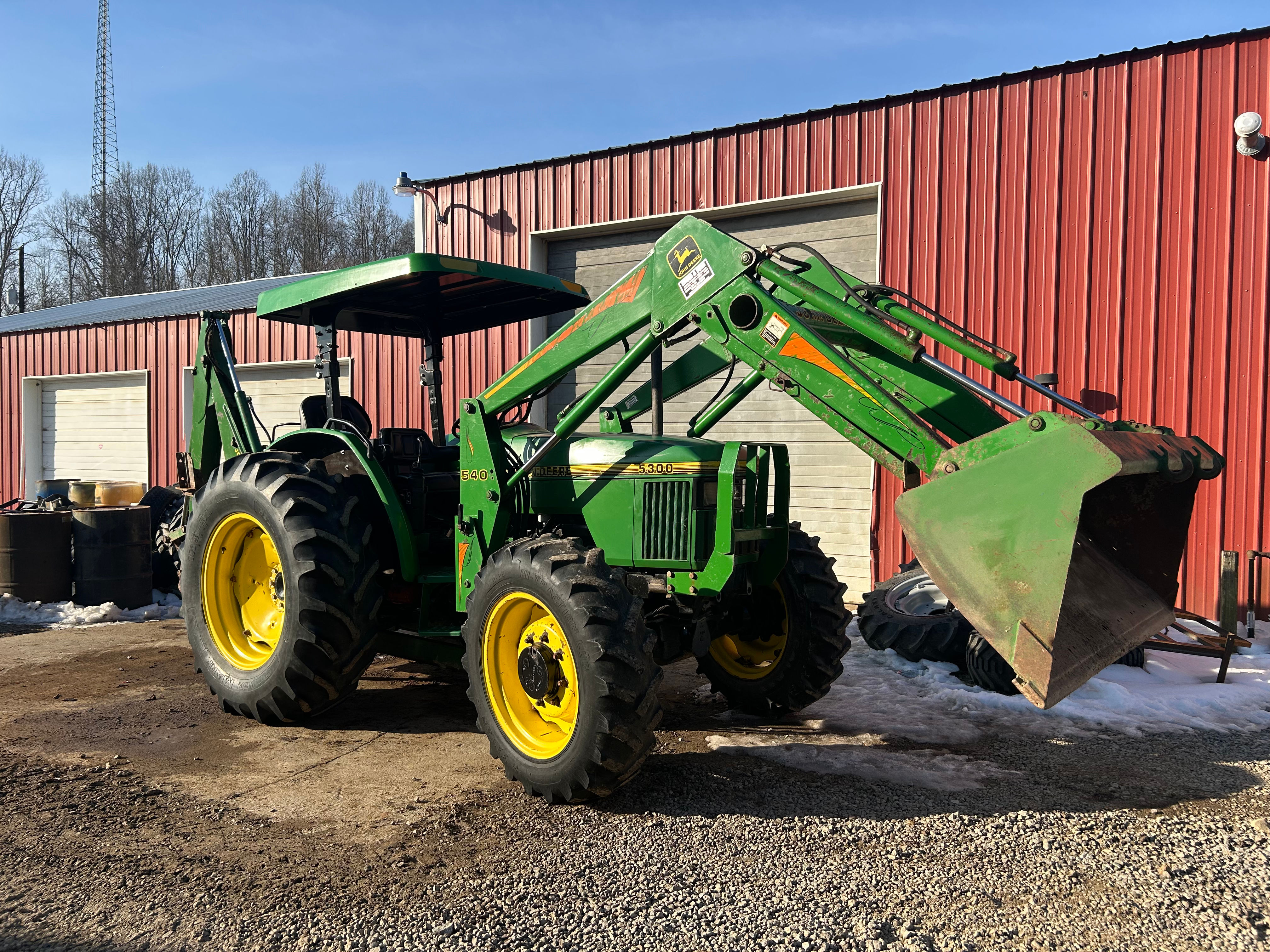 John Deere 5300