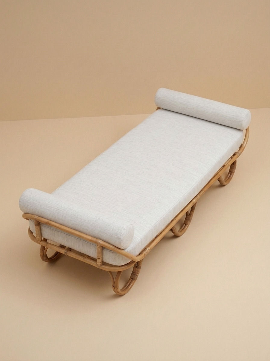 XALE RATTAN DAYBED - Bespoke furniture - High angle view